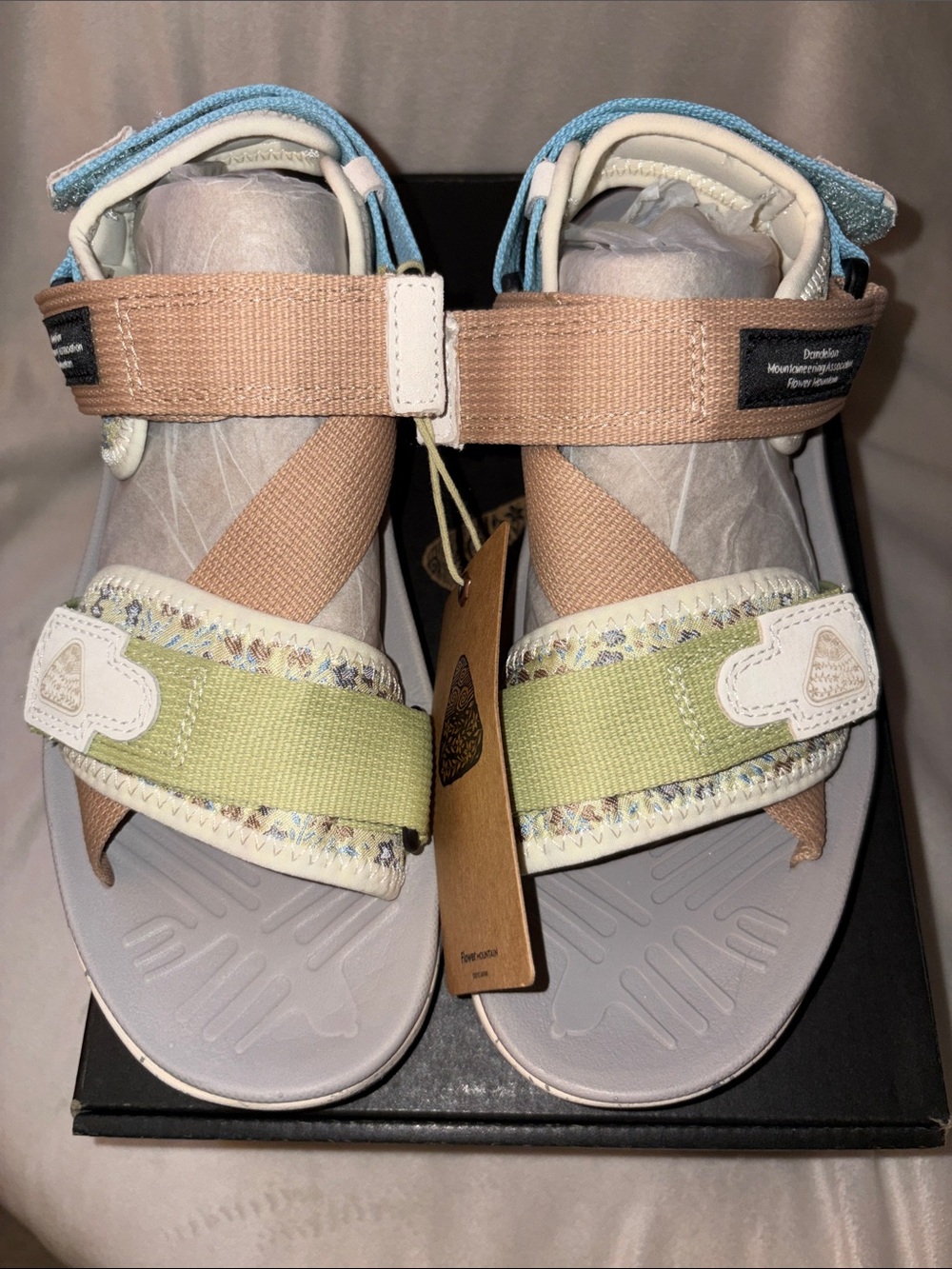 NWT Flower Mountain Nazca 2 Sandal in Light Green - Picture 9 of 16
